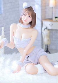 にこ