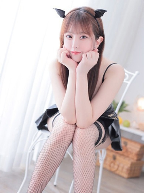 にこ